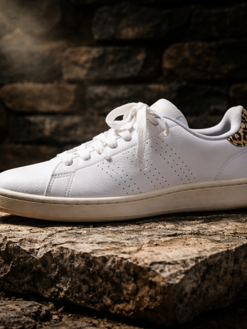 BNWB Adidas White  Tennis Shoes With Leppord Print Womens 8.5/9